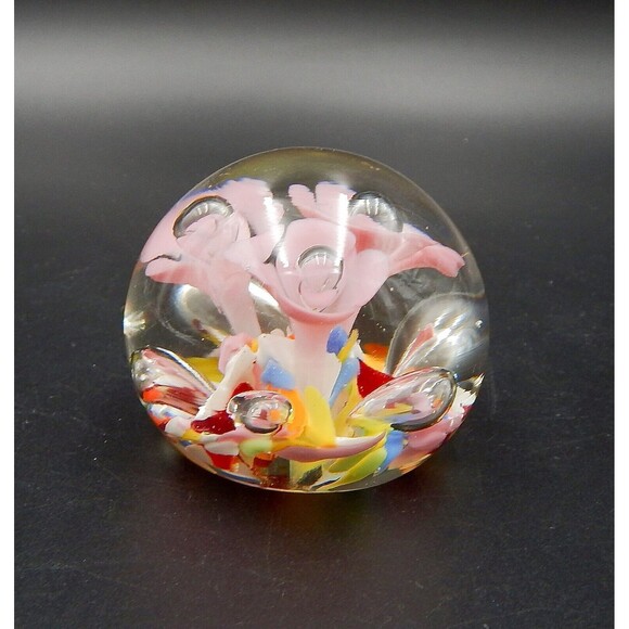 St Claire Art Glass Pink Trumpet Flower Paperweight Controlled Bubble Signed SIC - Picture 3 of 9